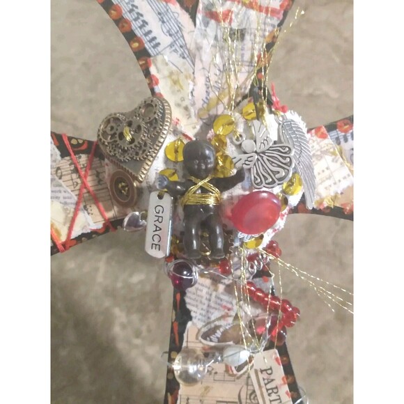 Mixed Media Christian Assemblage Art Wooden Cross Jesus Beads Charms Wall Decor - Picture 14 of 15